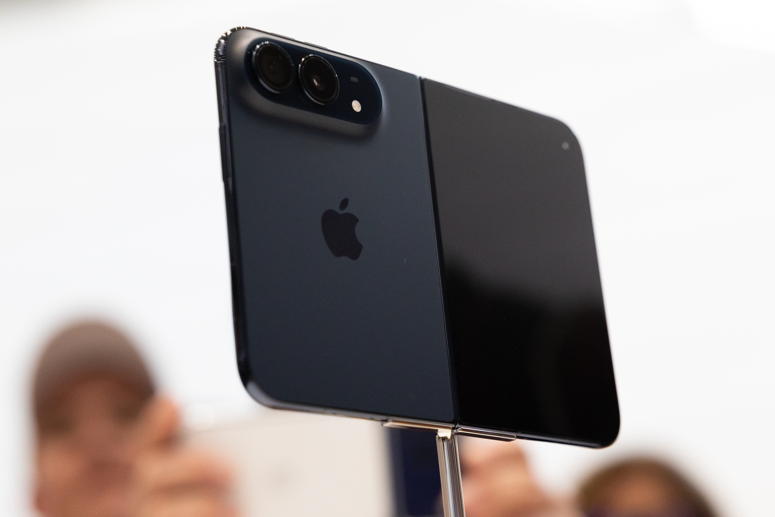 Apple: Ignore The Usual Naysayers