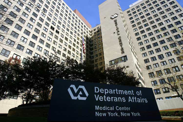 Vets Fight To Keep Hospital Opened
