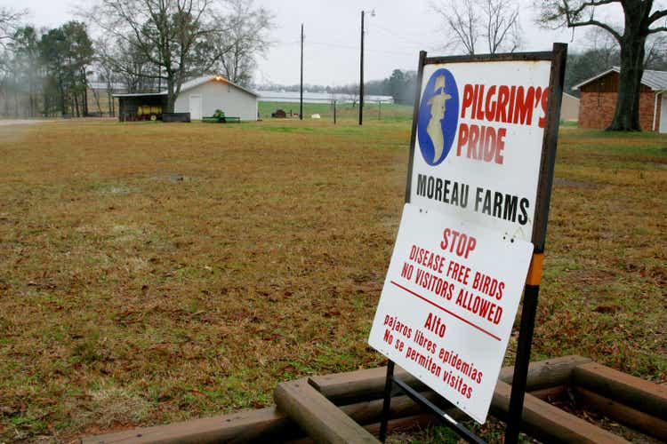 Concerns Of New Avian Flu Strain Hits Texas Poultry