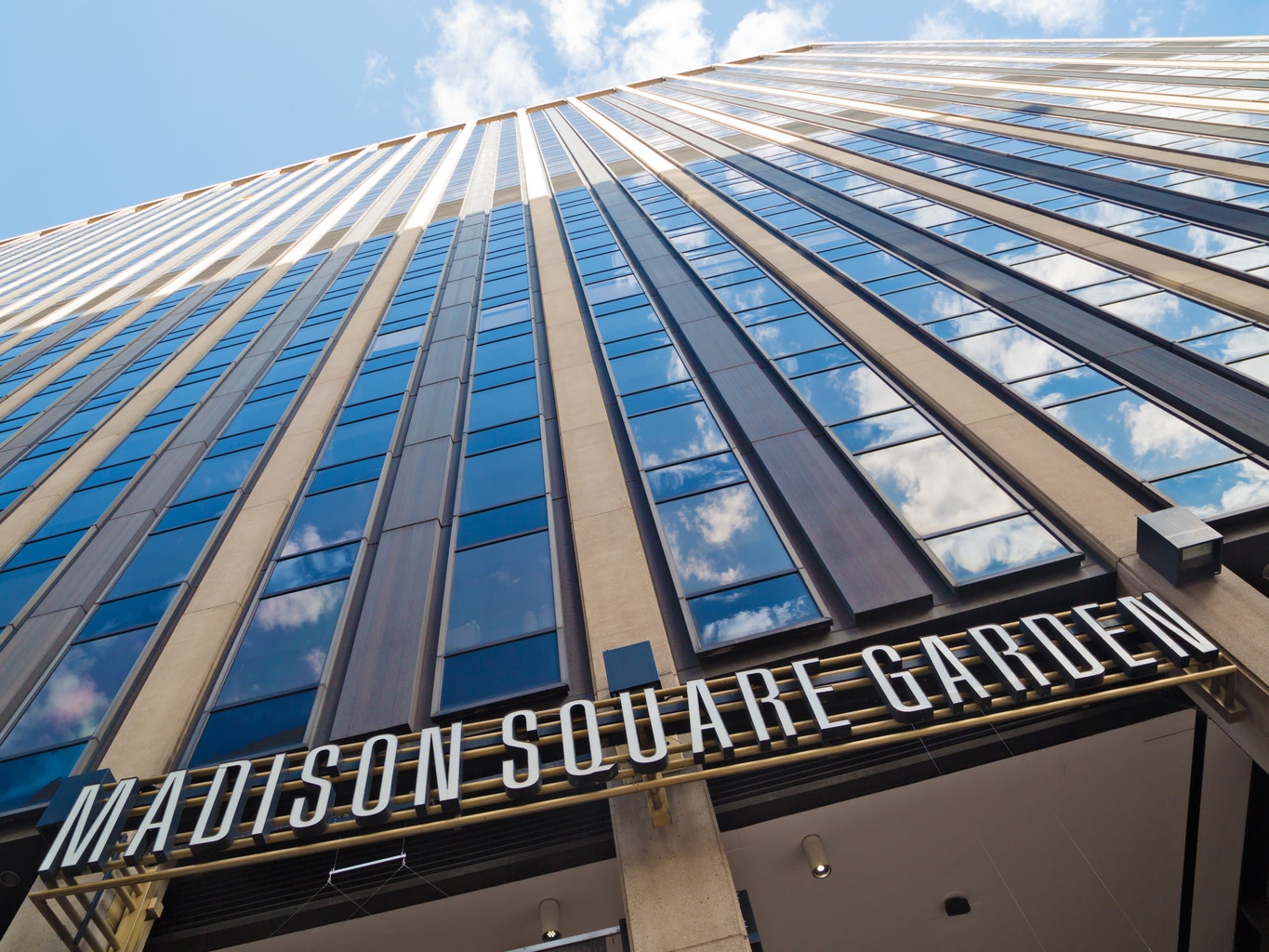 MSG Entertainment Eyeing Spinoff Of Assets Including Madison Square Garden,  More – Deadline