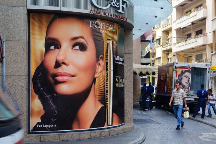 L"Oreal ad with Eva Longoria in Beirut, Lebanon