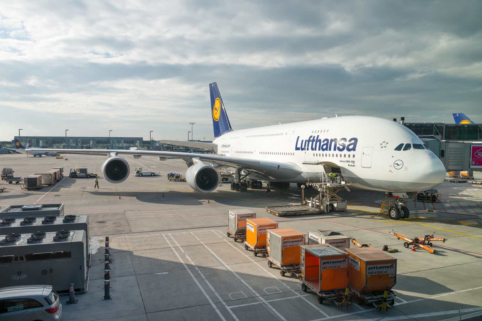 Lufthansa Group: Further Deleverage With Strong Execution (Rating Upgrade)