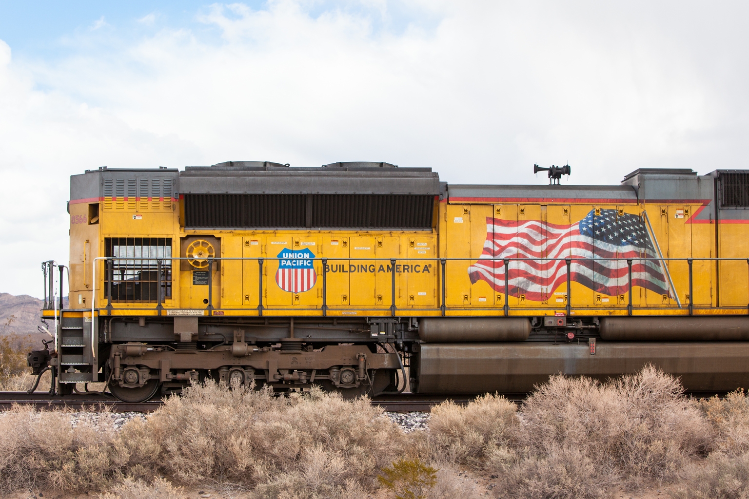 Union Pacific Steaming Towards New Highs (NYSE:UNP)