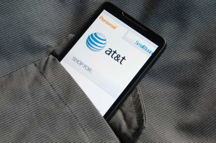AT&T picks Ericsson over Nokia for $14B Open RAN contract