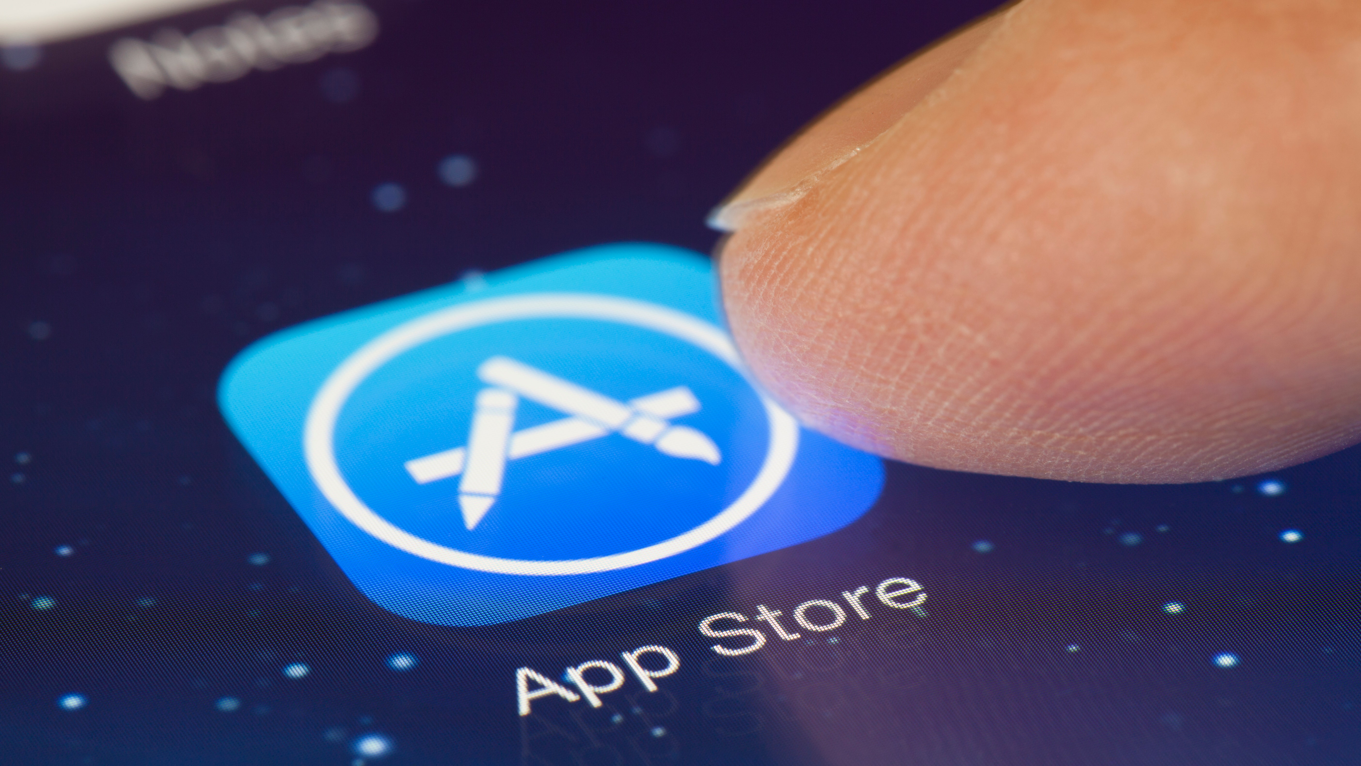 Apple's App Store On The Hook For Billions Of Dollars At Risk (NASDAQ:AAPL)