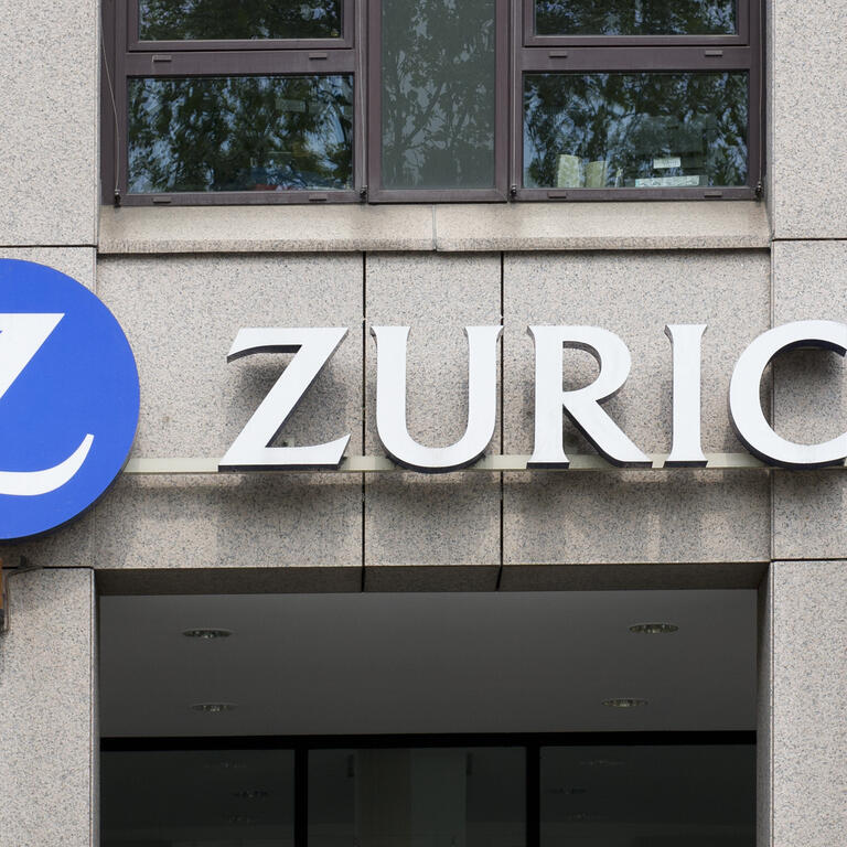 Zurich Financial Services Group sign of buildings Facade