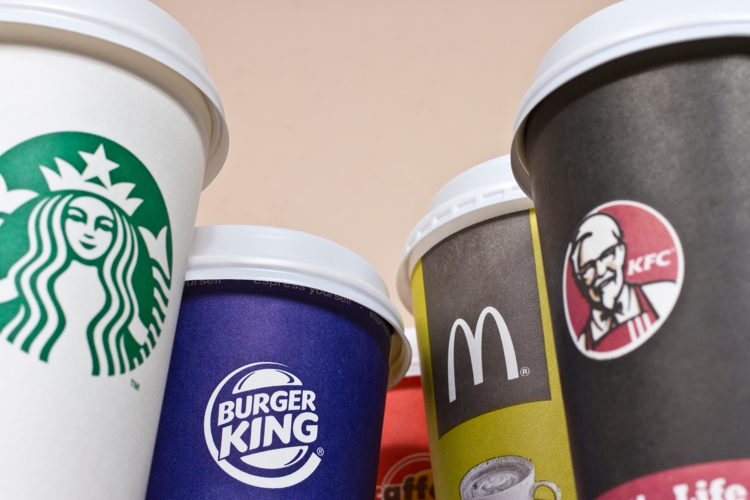 Starbucks And McDonald's: Fast Food Giant Better Positioned Amid China Challenges