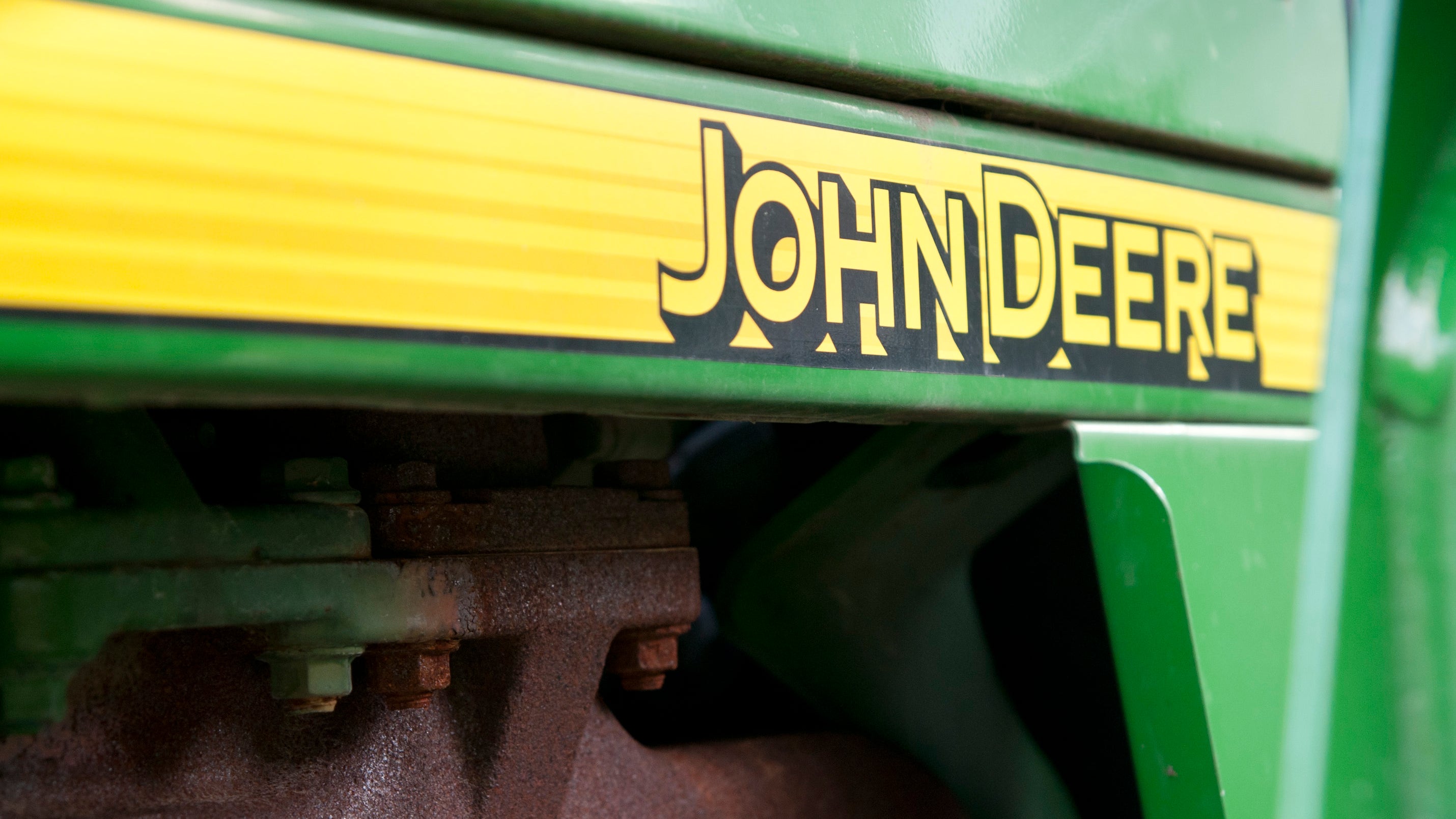 98 John Deere Logo Images Stock Photos, High-Res Pictures, and