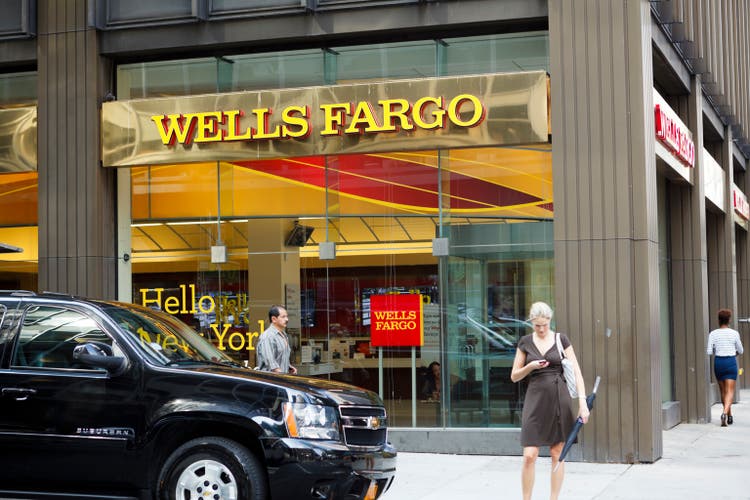 Wells Fargo Bank Branch Manhattan