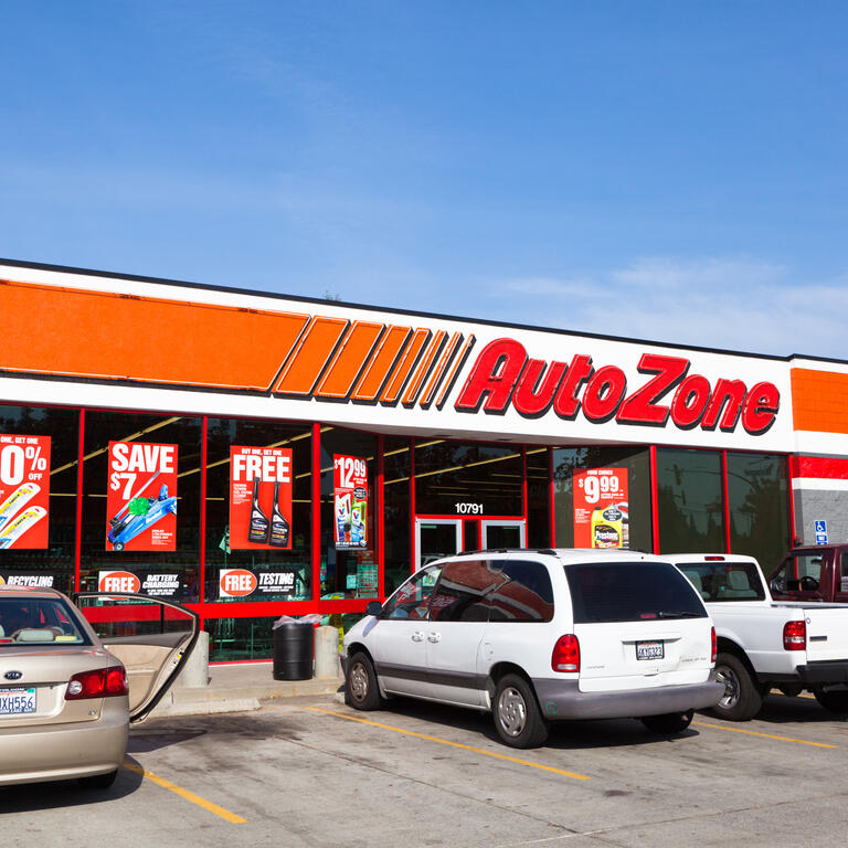 autozone-stock-outperforms-the-market-in-a-weaker-economy-nyse-azo