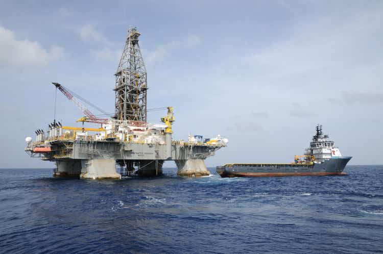 "Deepwater Horizon" offshore oil rig and Tidewater supply vessel
