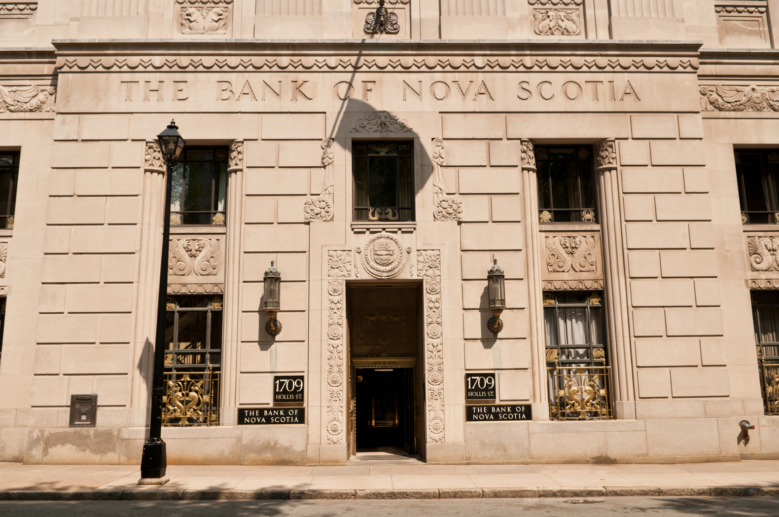 The Bank Of Nova Scotia: Value And High Yield (NYSE:BNS) | Seeking Alpha