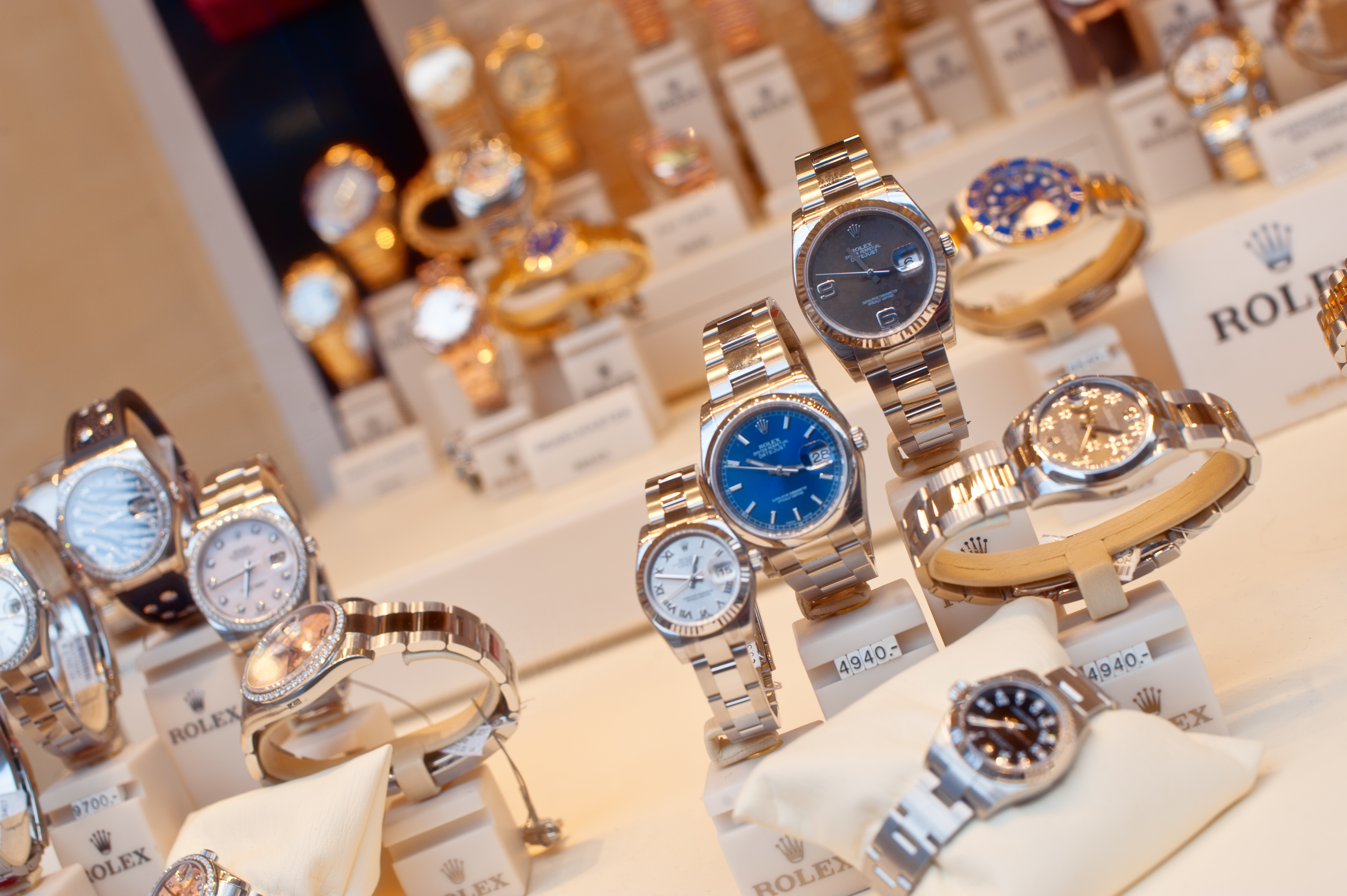 Check Out a Famous Watch Shop in Tokyo! Here are the Top 5 Recommendations!  | GOOD LUCK TRIP