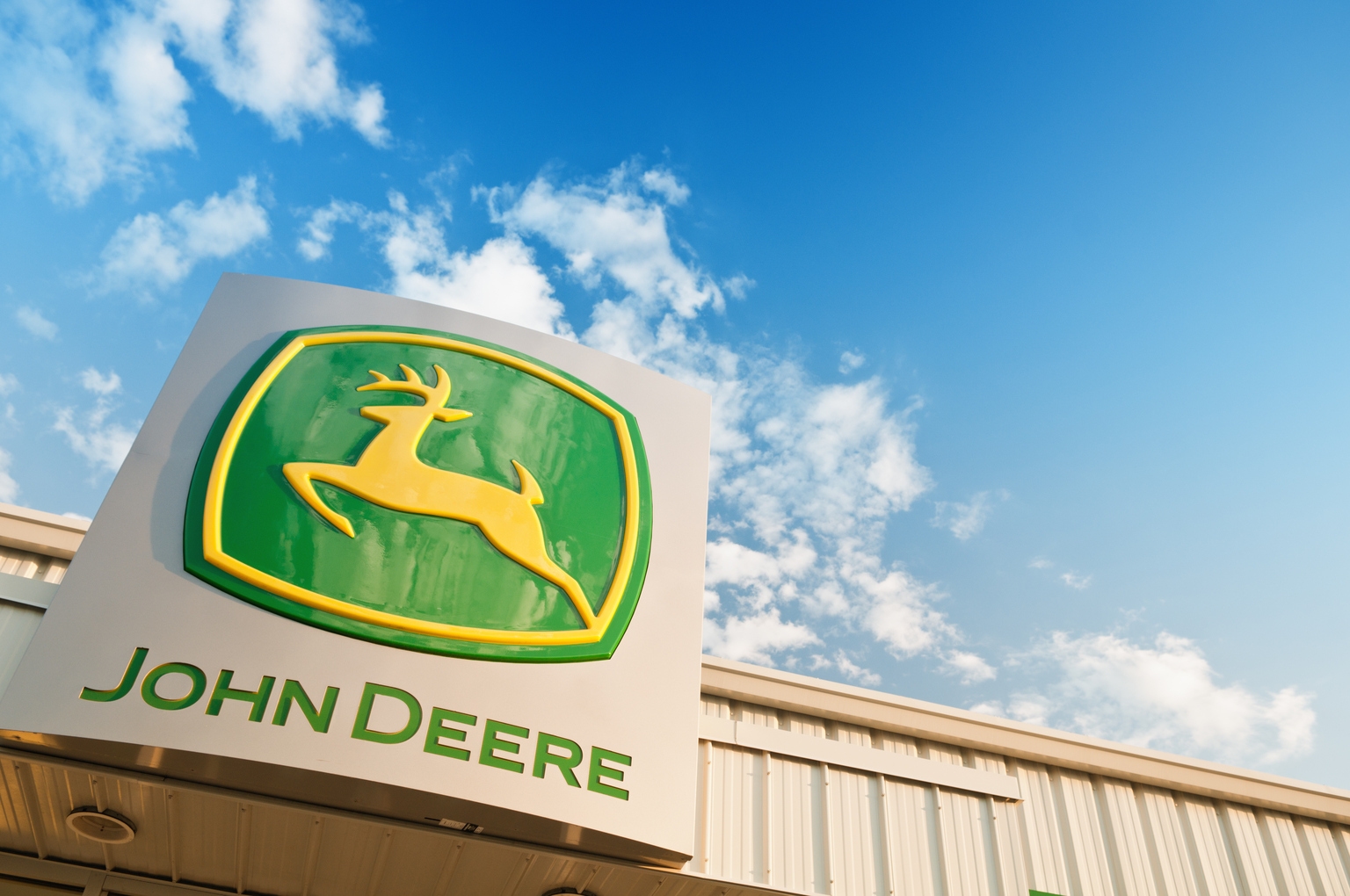 Deere Q3: Great Company But Still Not An Opportunity (NYSE:DE) | Seeking Alpha