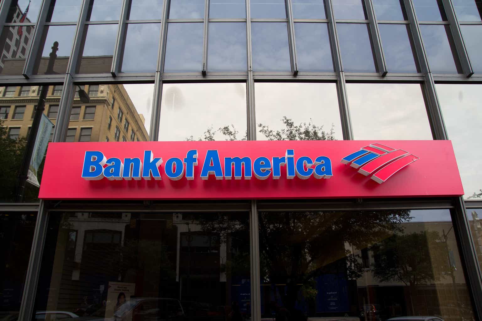 Bank of America Q3 earnings climb on higher rates, Global Markets