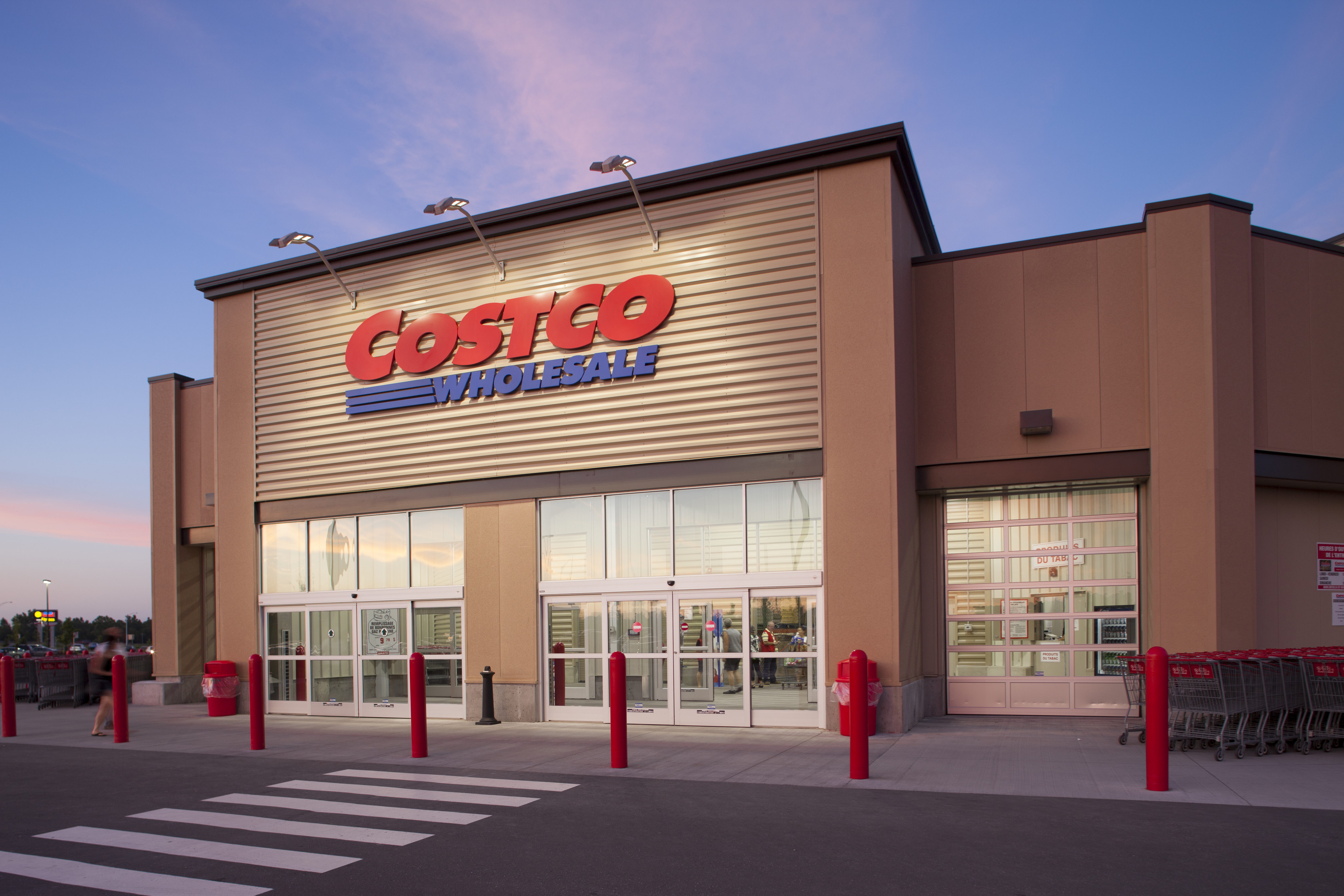 Costco Stock: Is Another Stock Split Likely? Why The Valuation Makes ...