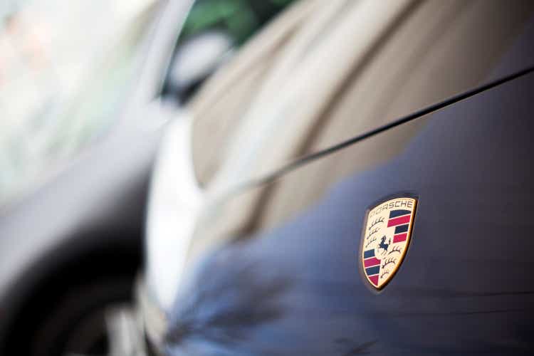 Porsche Emblem on 911 991 Series