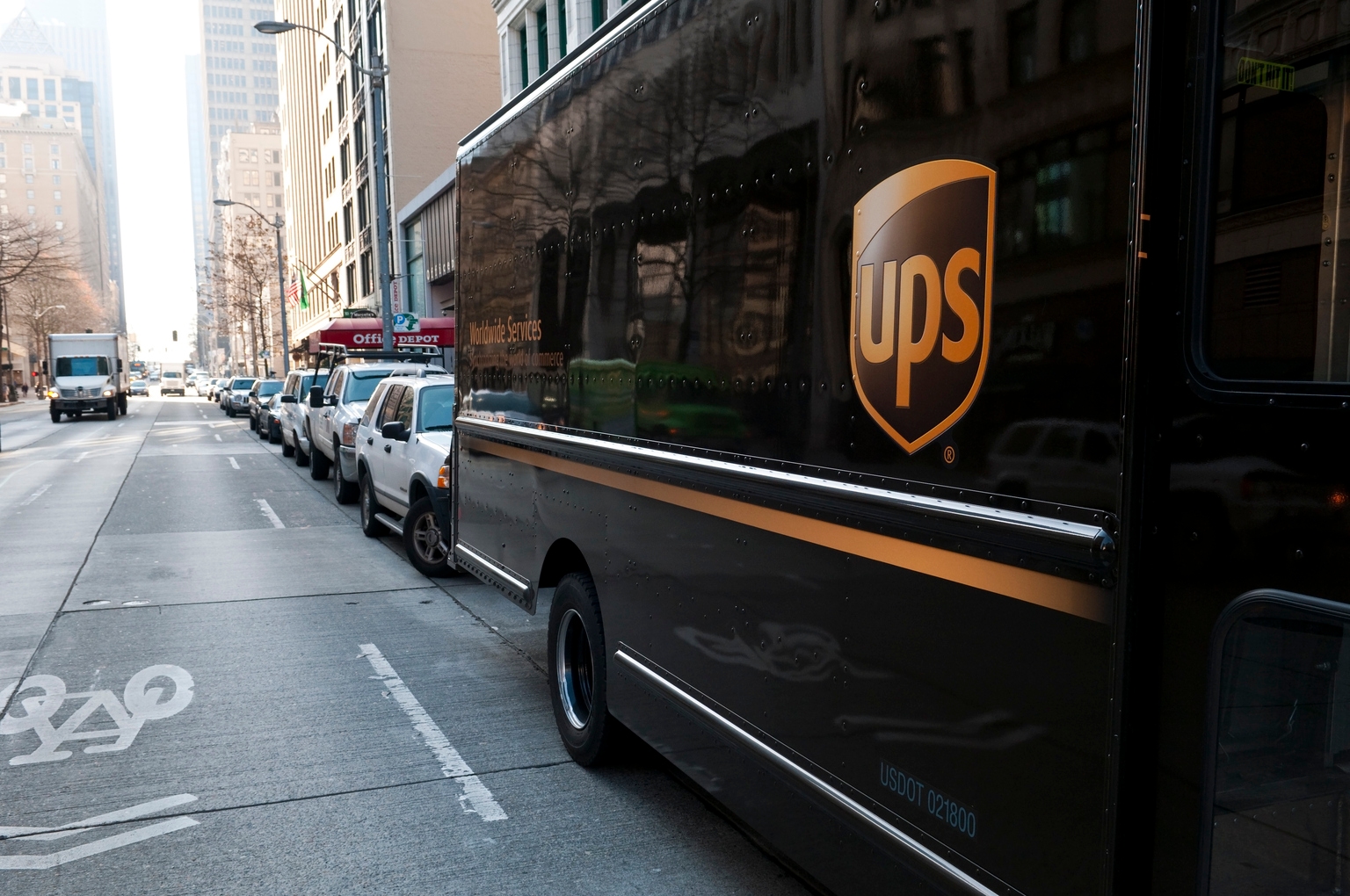 UPS: A Bullish Outlook Amidst Strong Recovery (NYSE:UPS) UPS: A Bullish Outlook Amidst Strong Recovery (NYSE:UPS)