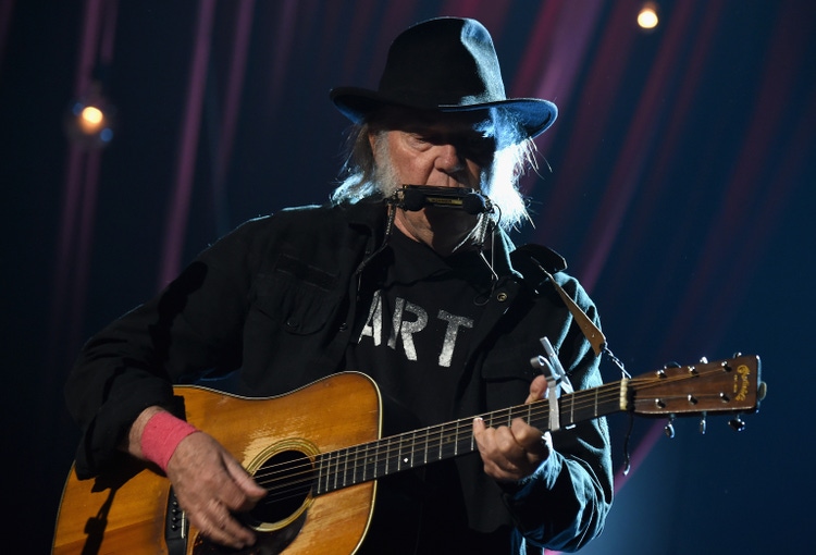 MusiCares Person Of The Year Tribute To Bob Dylan - Roaming Show