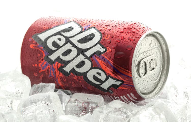 Can of Dr Pepper