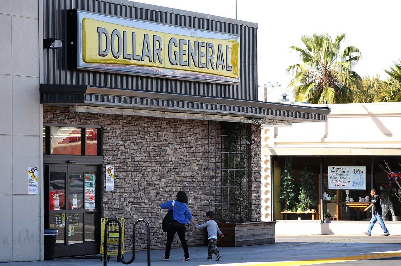 Dollar General Q3 Earnings Review Buy This 5 Billion Dip (NYSEDG) Seeking Alpha