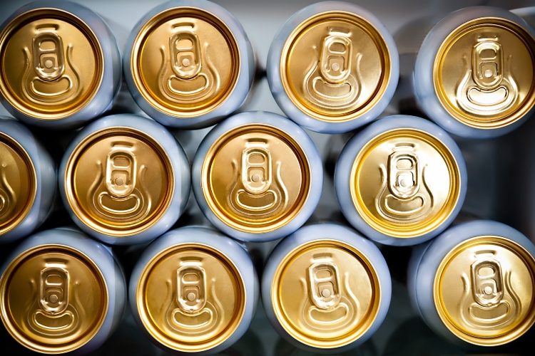 metal cans with refreshing drinks