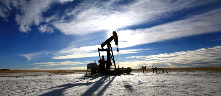 Canada can increase oil output by 900K bbl/day, Alberta premier tells senators (NYSE:ENB)