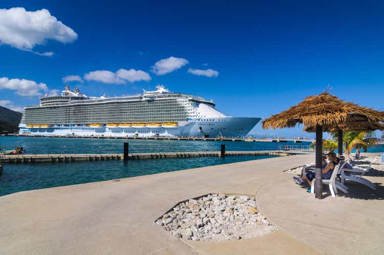 Oasis of the Seas Disembarkation