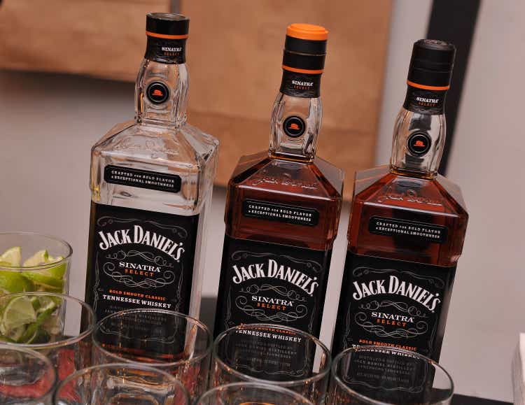 Jack Daniels & New York Magazine Celebrate Jack Daniels" Sinatra Select