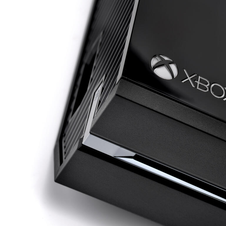 xbox one console detail