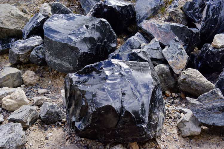 Black Boulders