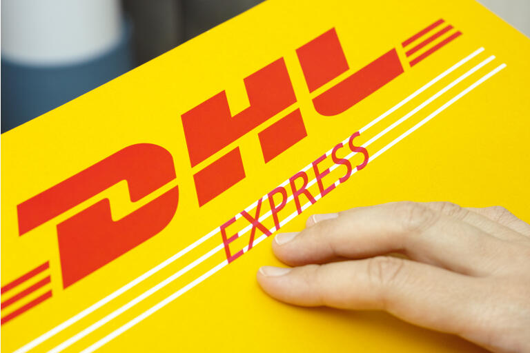 DHL Express-package