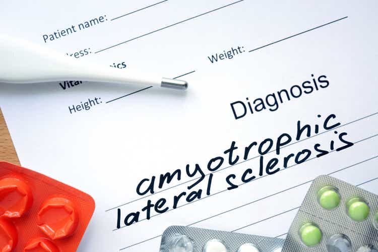 Diagnostic form with diagnosis Amyotrophic lateral sclerosis (ALS) and pills.