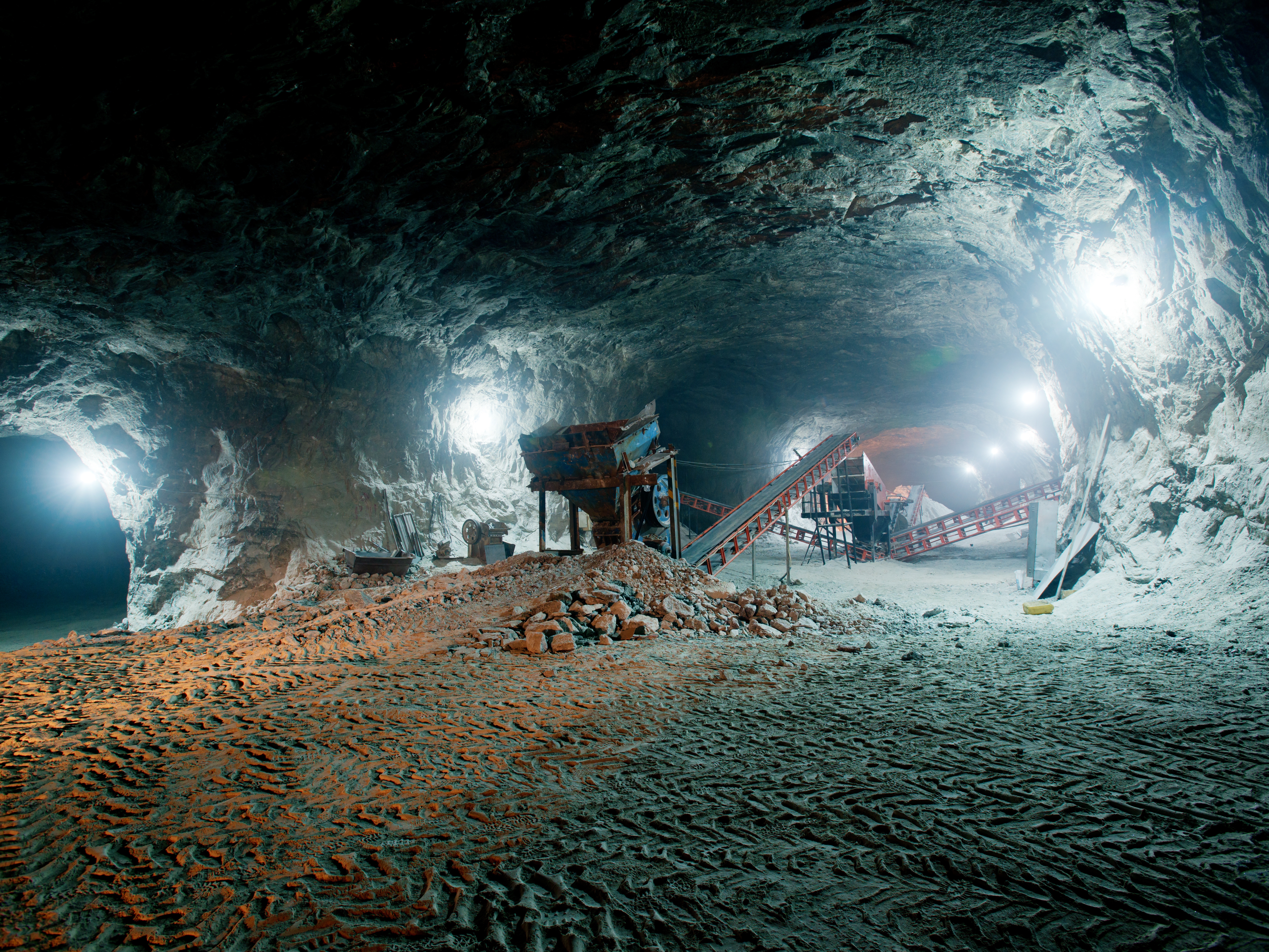 Hecla Mining (HL): Digging Into The Valuation After The Drop | Seeking Alpha