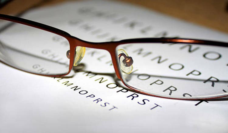 problems with vision when we reading