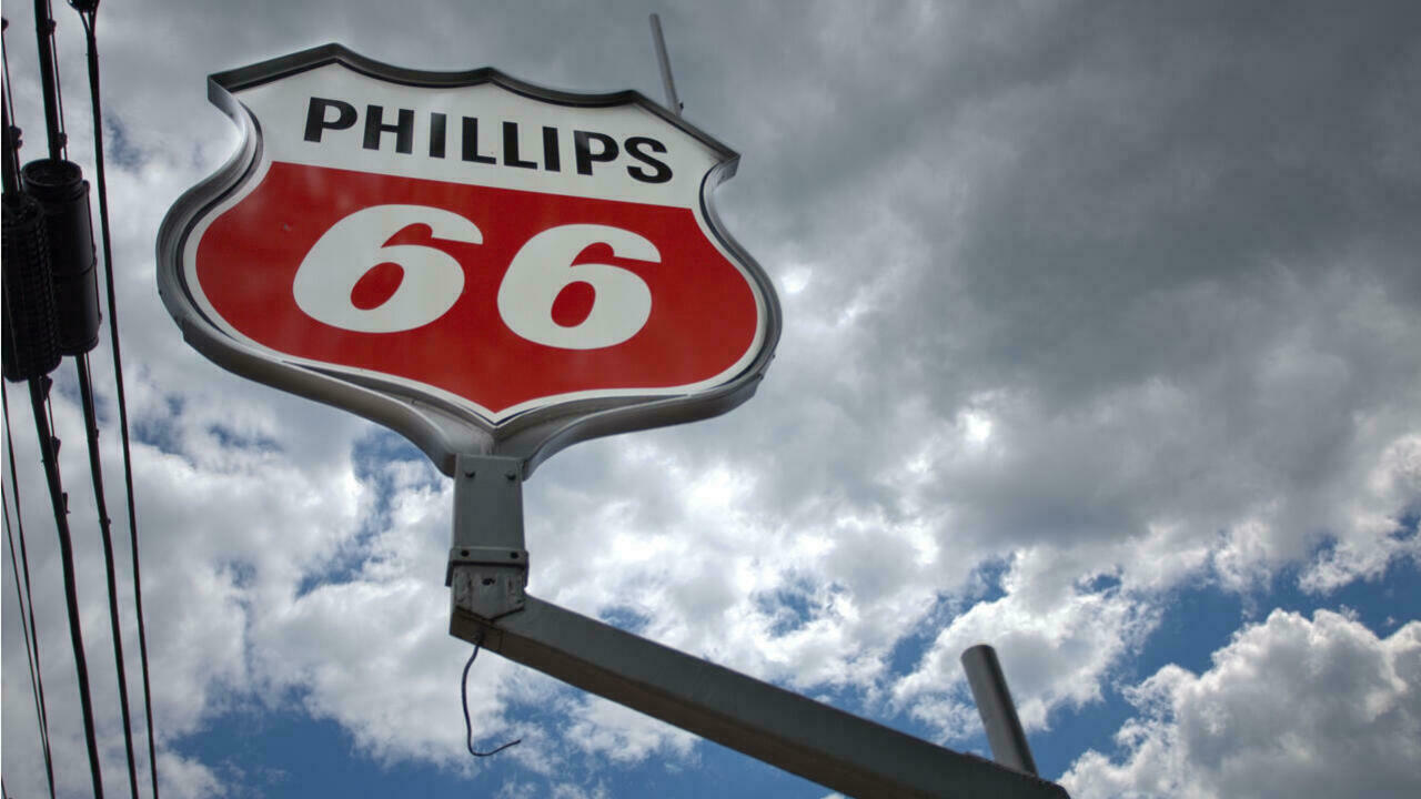Phillips 66 plans 30% cut to GHG emissions from operations by 2030 |  Seeking Alpha