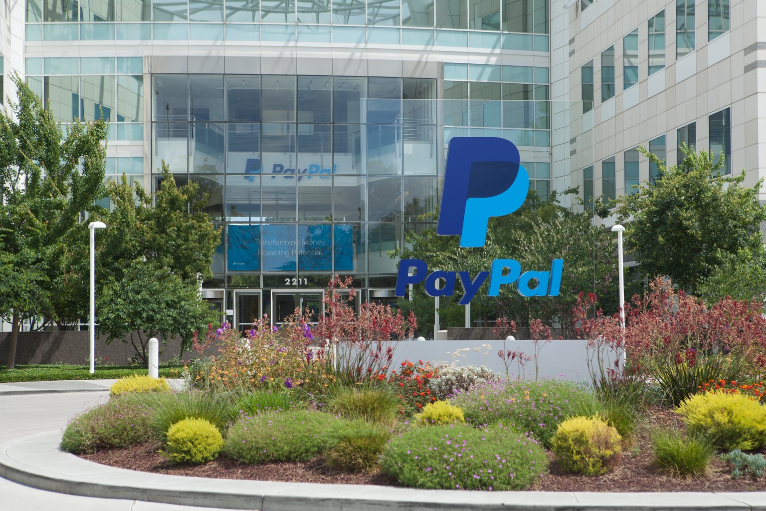 PayPal: Strong Earnings But Stock Trailing Lower (NASDAQ:PYPL) - Vimarsana News