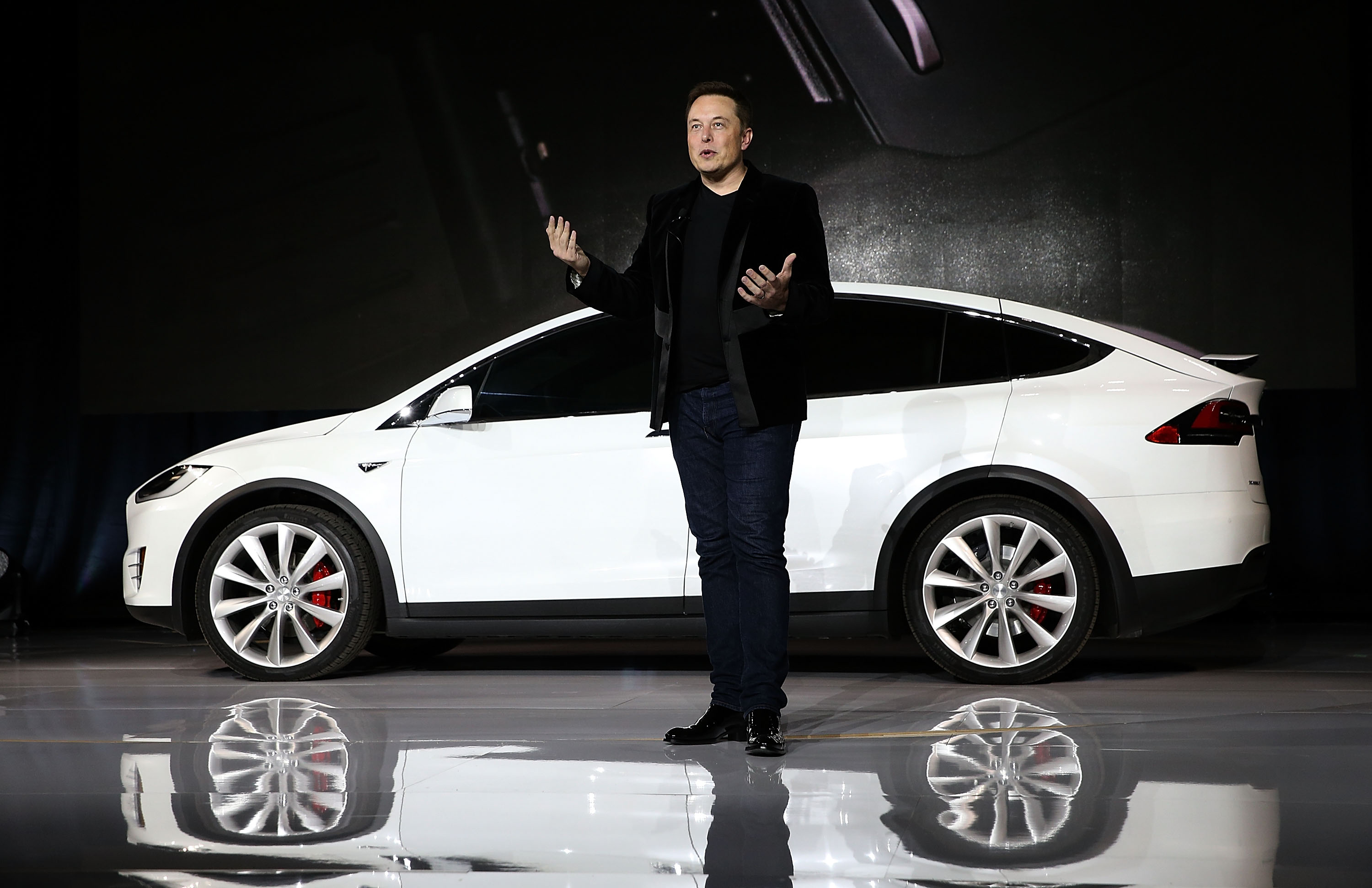 Musk Sells Nearly $3.6B More In Tesla Stock (NASDAQ:TSLA) | Seeking Alpha