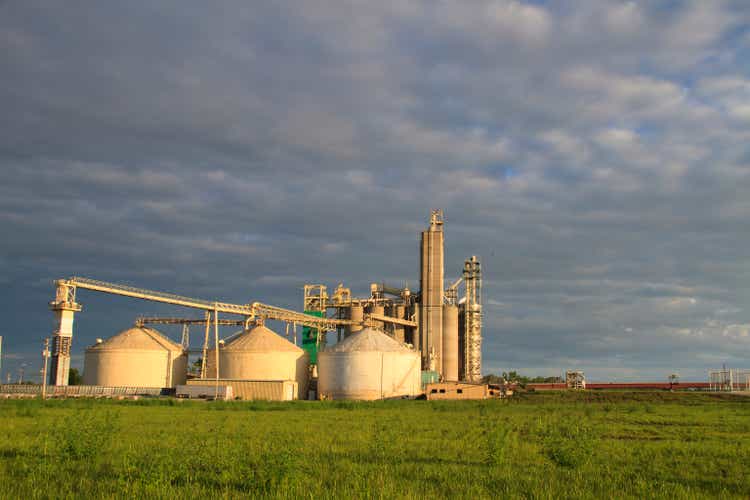 Landwirtschaft Geräte in einem Feld