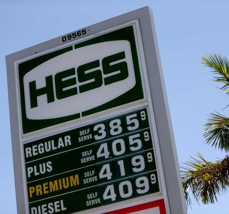 Marathon Petroleum To Purchase Hess Gas Stations