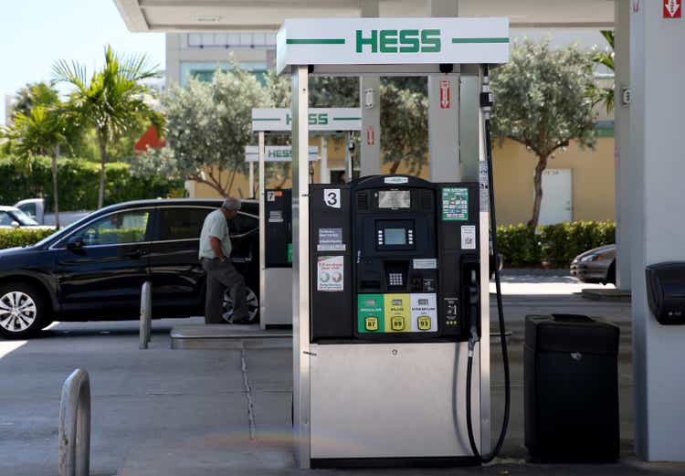 Marathon Petroleum To Purchase Hess Gas Stations