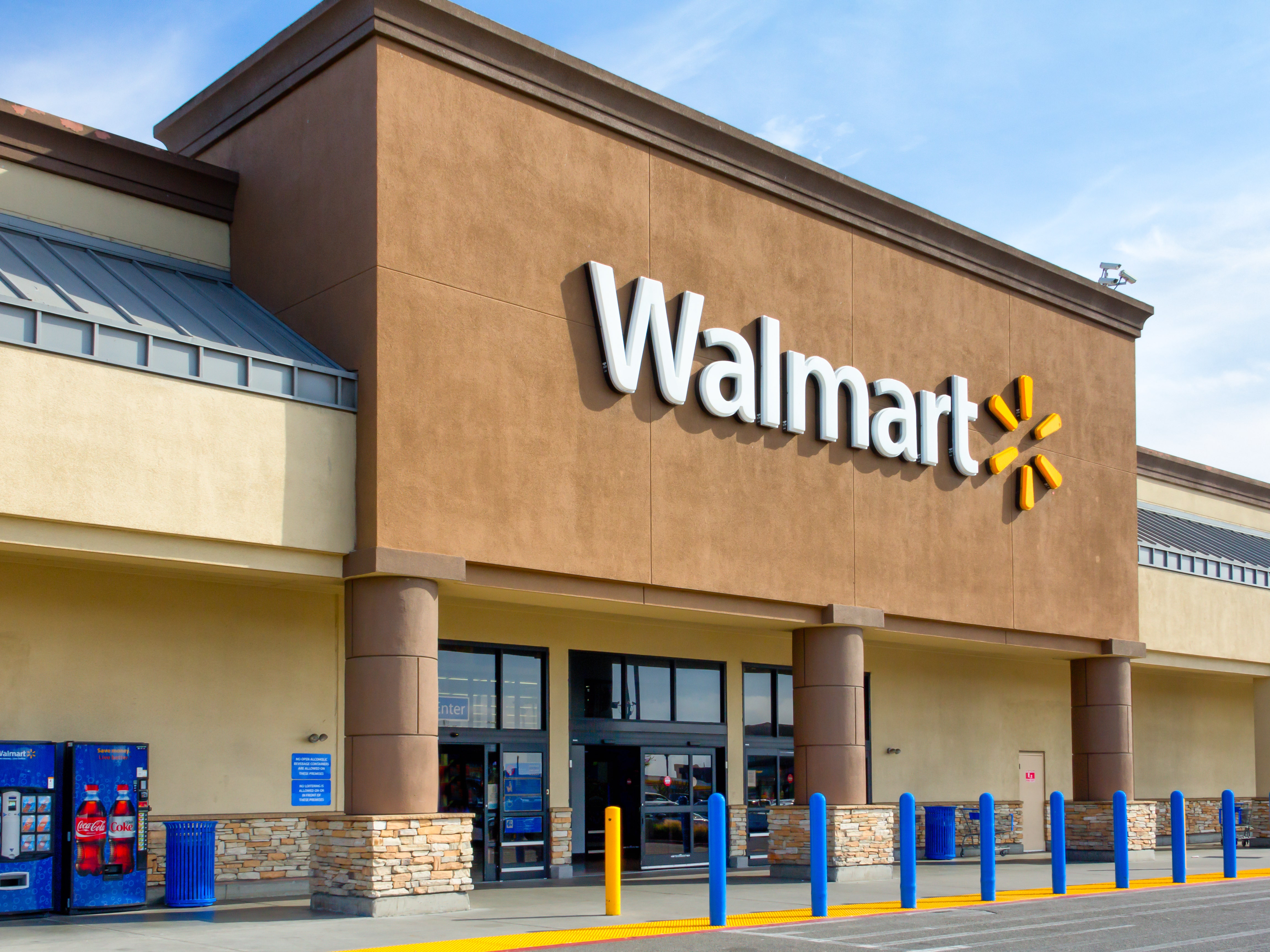 what was walmarts early global expansion strategy