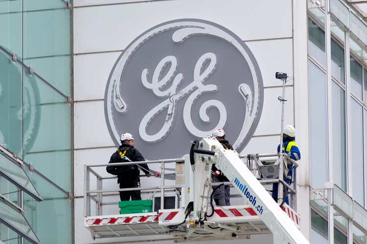 Lighting tests of new GE logo in Baden