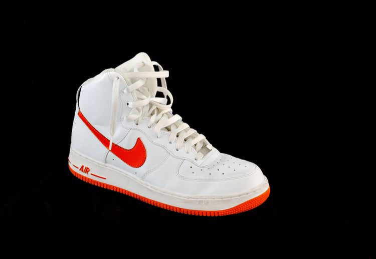 High-top classico Nike AF - 1 scarpa da basket sneaker