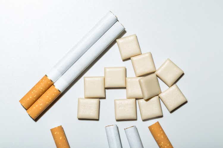 Los cigarrillos y nicotina goma
