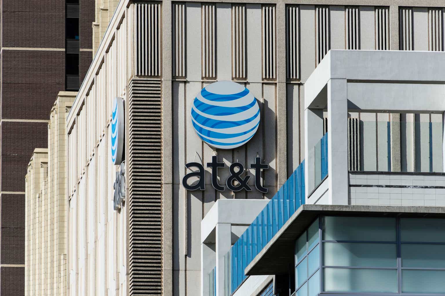 AT&T Q2 Earnings An Unusual Cut To Guidance (NYSET) Seeking Alpha