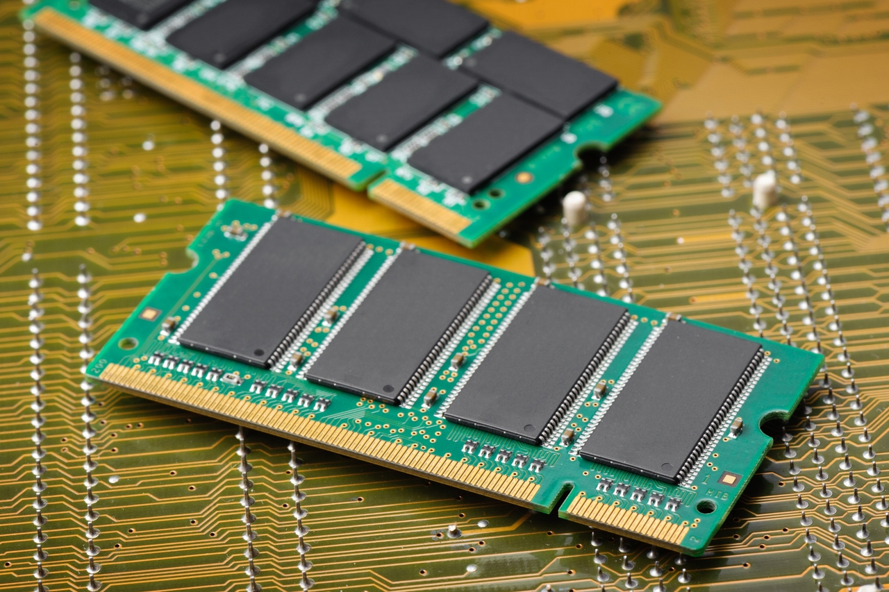 Chinese Memory Chip Competition Reshapes Electronics Sourcing | Seller Cost Opportunities