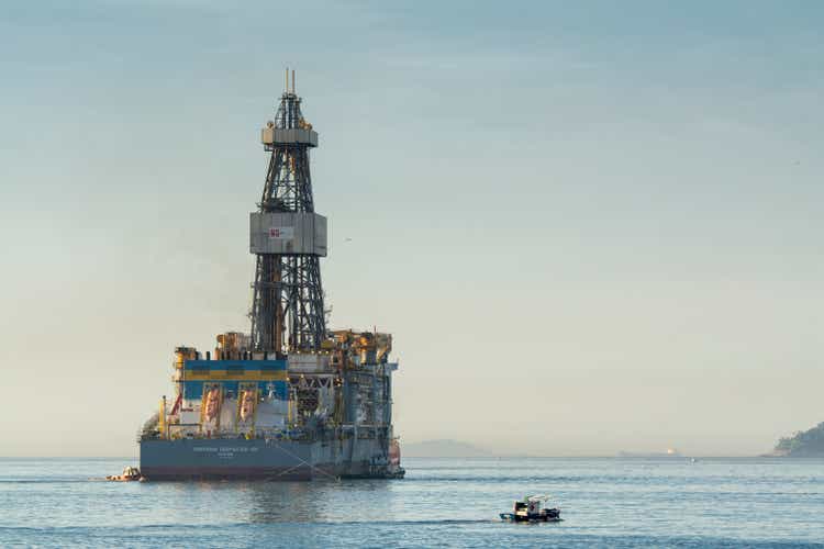 Transocean drillship at the entrance of Guanabara Bay