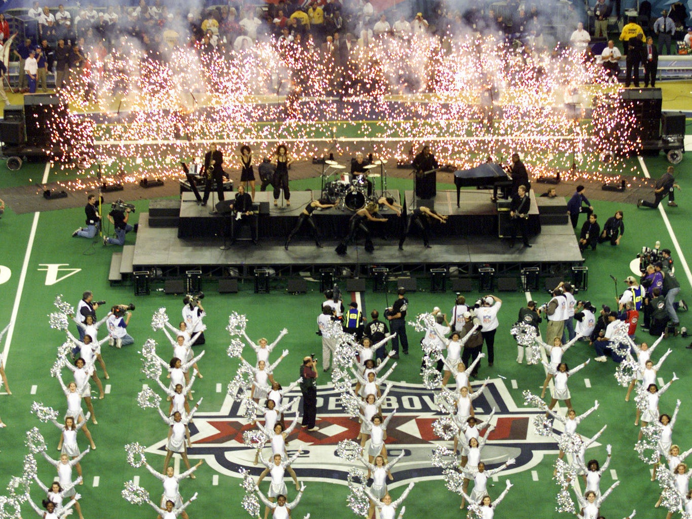 NFL renews sponsorship deal with Pepsi, but without Super Bowl halftime show