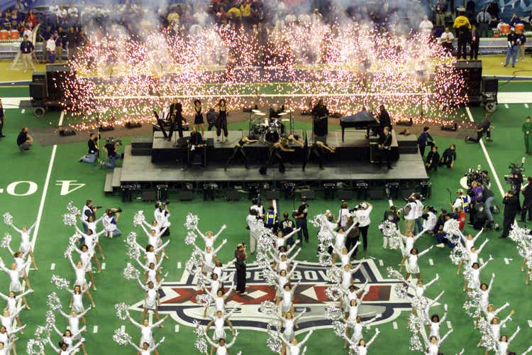 Super Bowl halftime show gets new sponsor - NewscastStudio